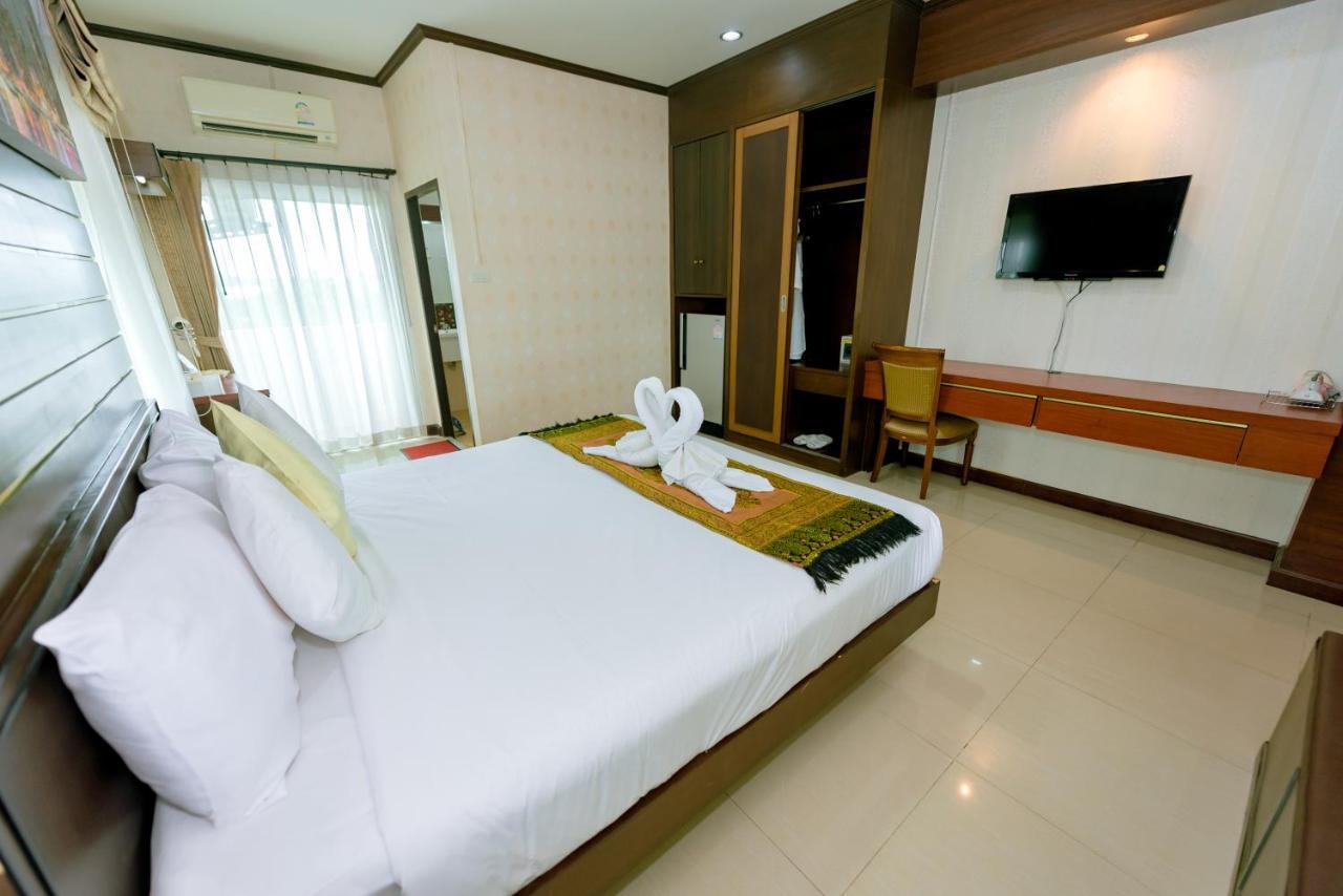 Bander Hotel Phu Khieo Exterior foto